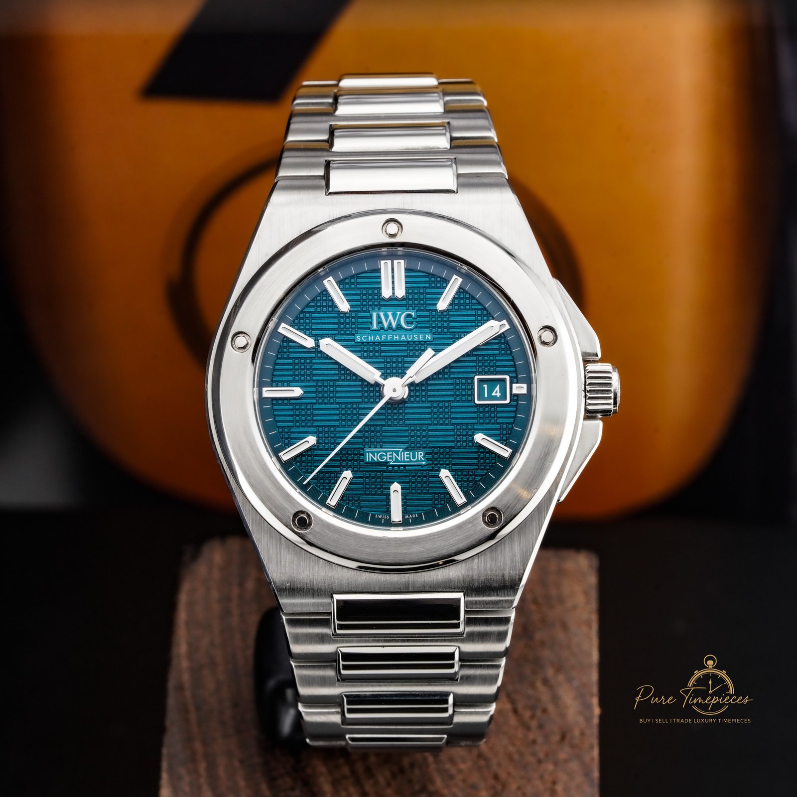 IWC Ingenieur Automatic 40 – Aqua Dial IWC Ingenieur Automatic 40 – Aqua Dial