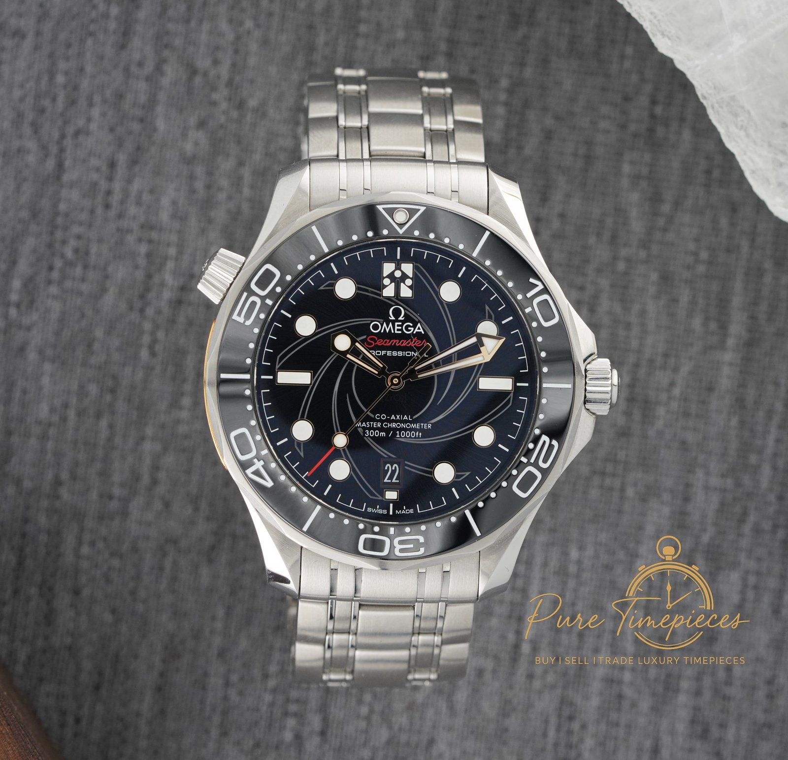 Omega Seamaster James Bond 007